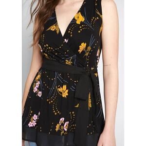 NWT ModCloth floral wrap tank top tie waist tunic boho vintage style v neck XS